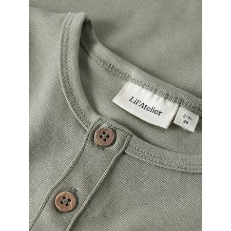 Lil'Atelier T-shirt LALO TAJ - Seagrass-t-shirt-Lil'Atelier-Ollifant.dk