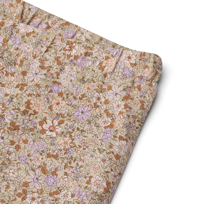 Wheat Shorts ANNE - lilac flower meadow-Shorts-Wheat-Ollifant.dk